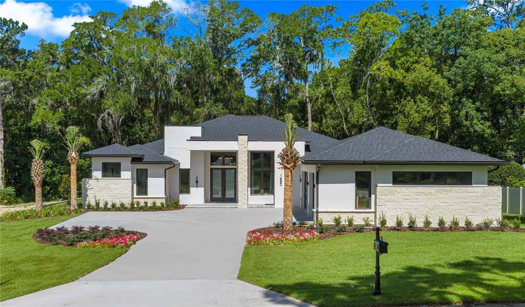 Single Family Residence in OCALA