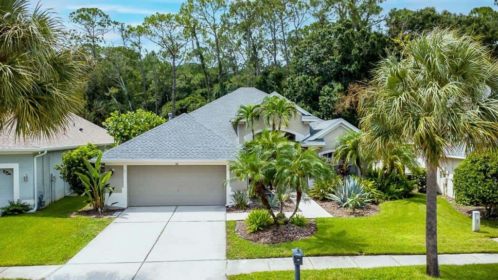 Single Family Residence in TAMPA