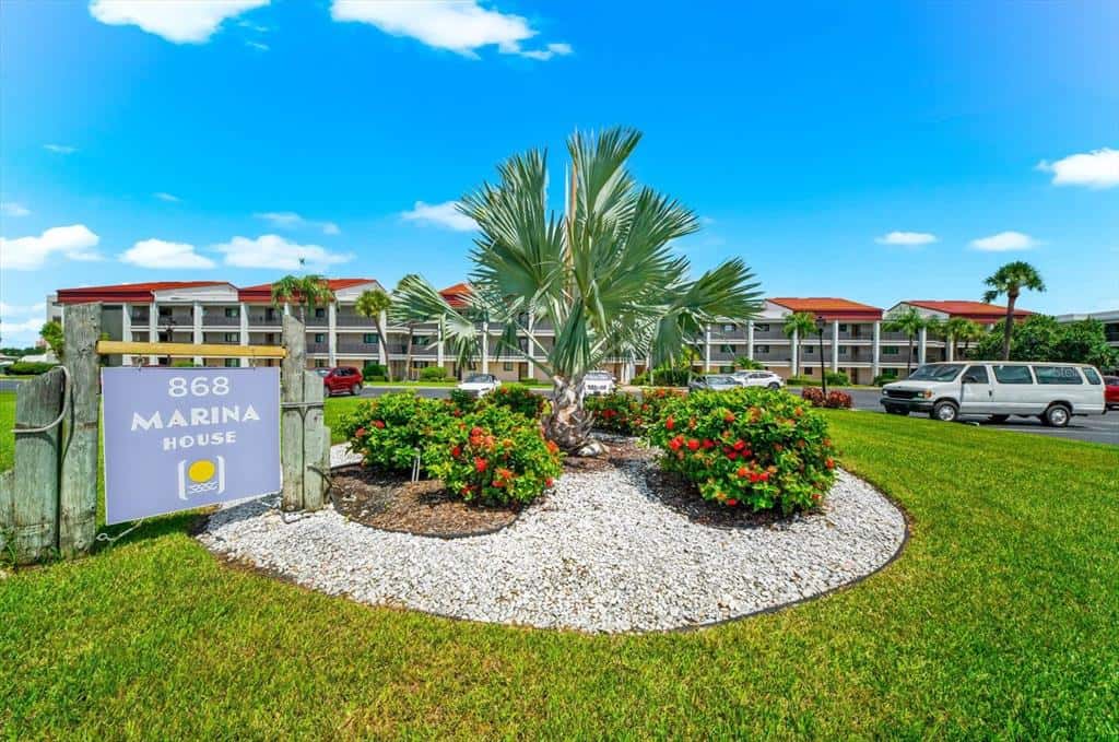 Condominium in CLEARWATER BEACH