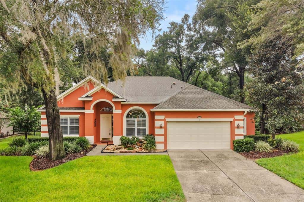 Single Family Residence in APOPKA