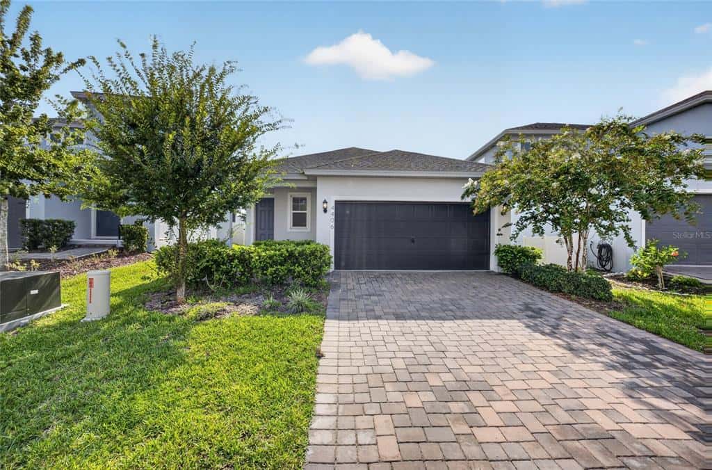 Single Family Residence in CLERMONT