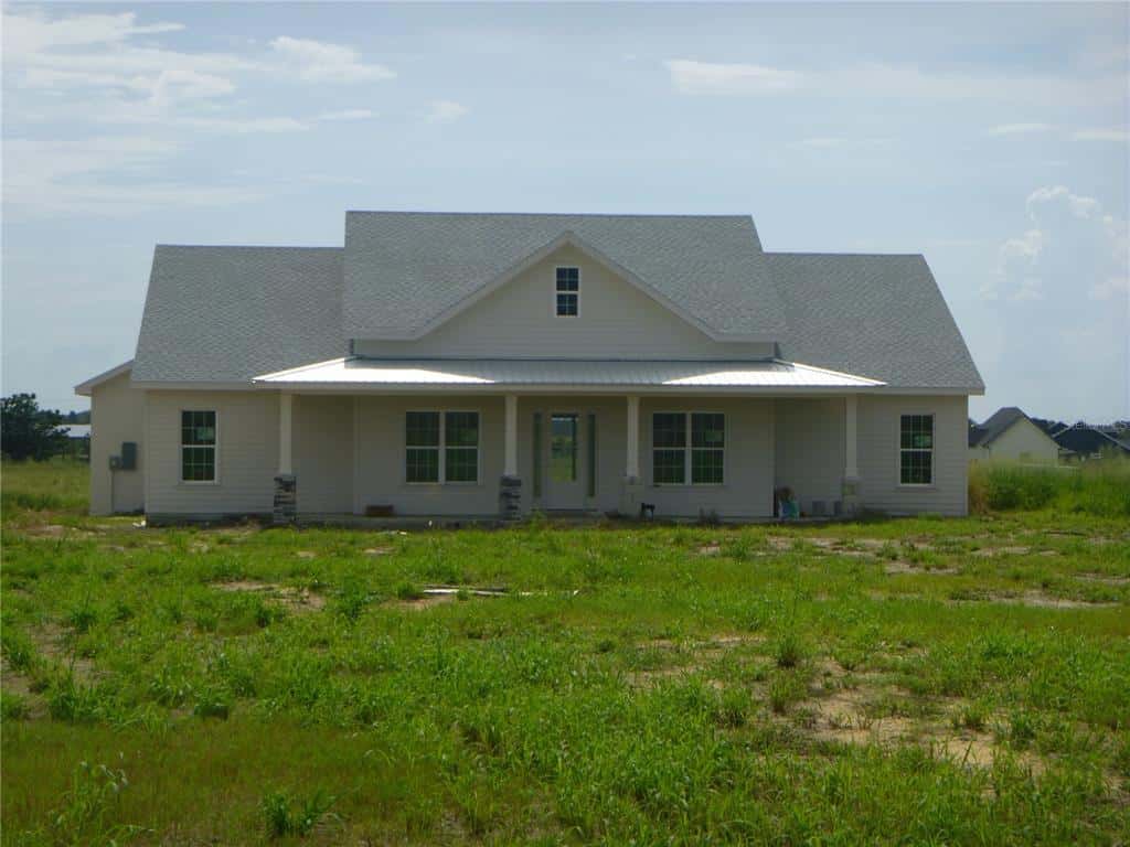 Single Family Residence in BARTOW