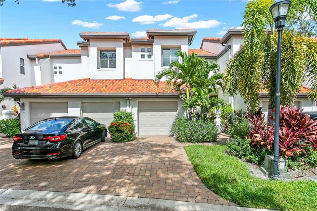 Townhouse in TAMPA