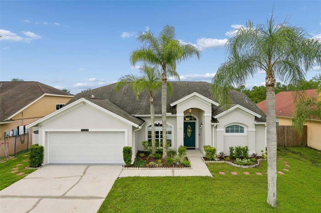 Single Family Residence in WESTCHASE