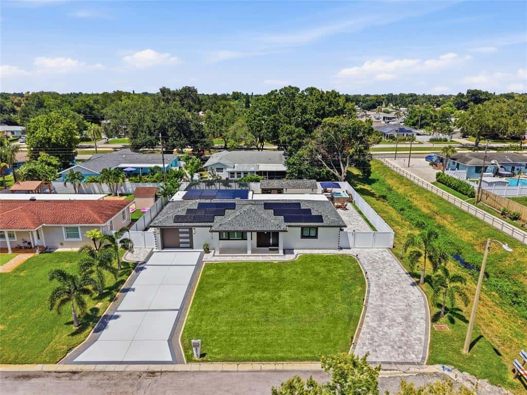Single Family Residence in KENNETH CITY
