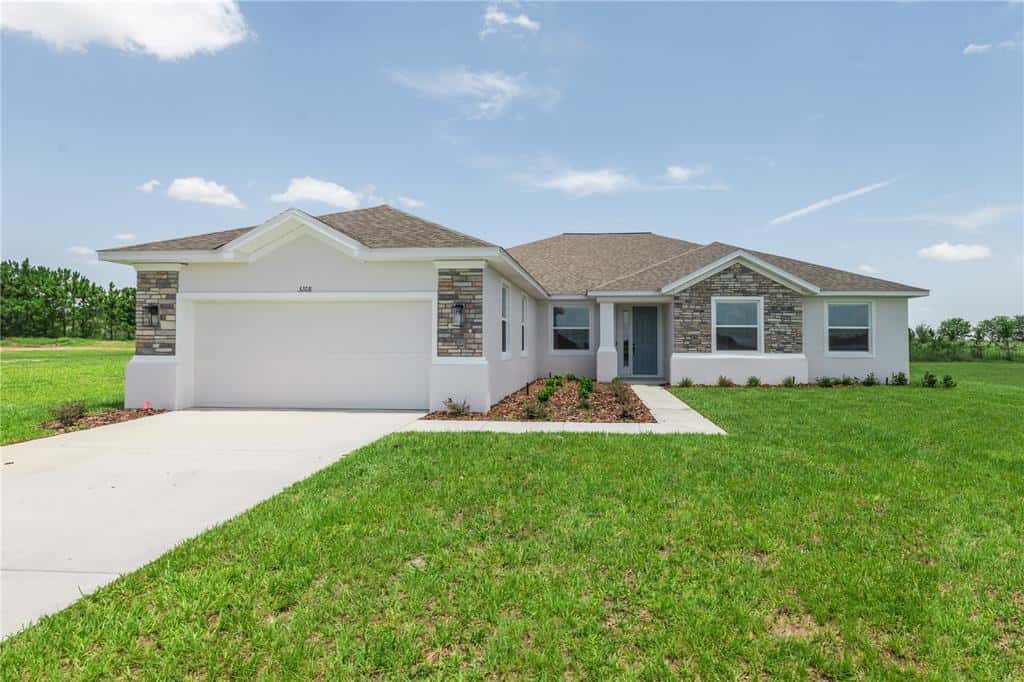 Single Family Residence in BARTOW
