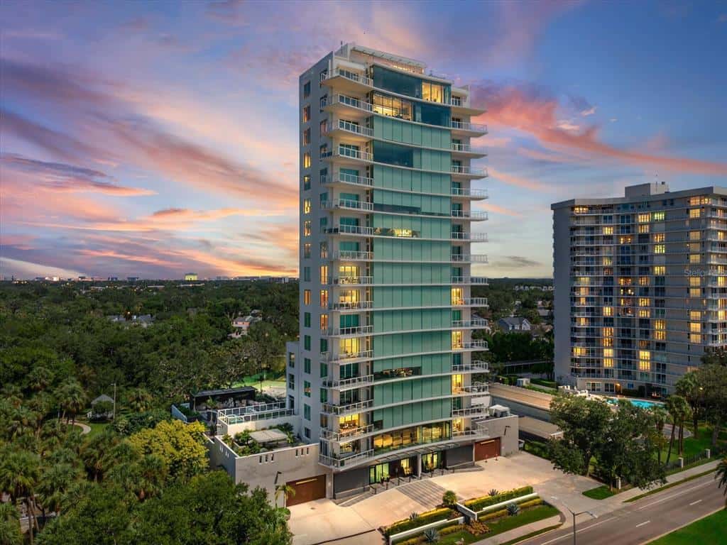 Condominium in TAMPA