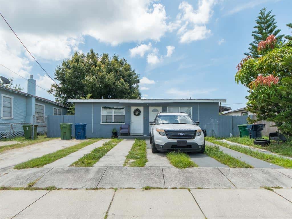 Duplex in TAMPA