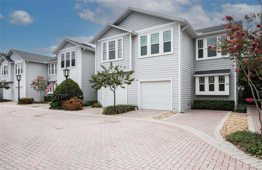 Townhouse in TAMPA