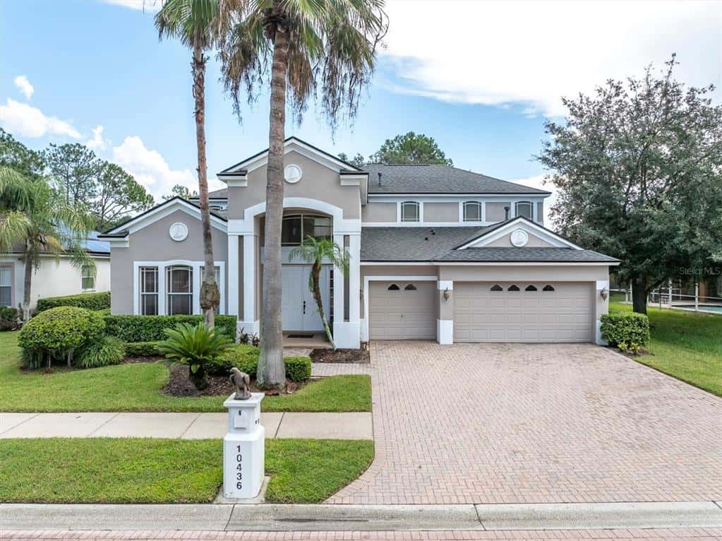 Single Family Residence in TAMPA