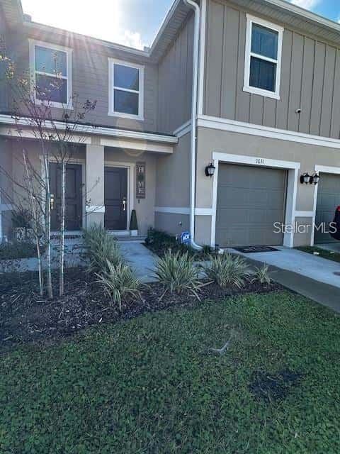 Townhouse in DAVENPORT