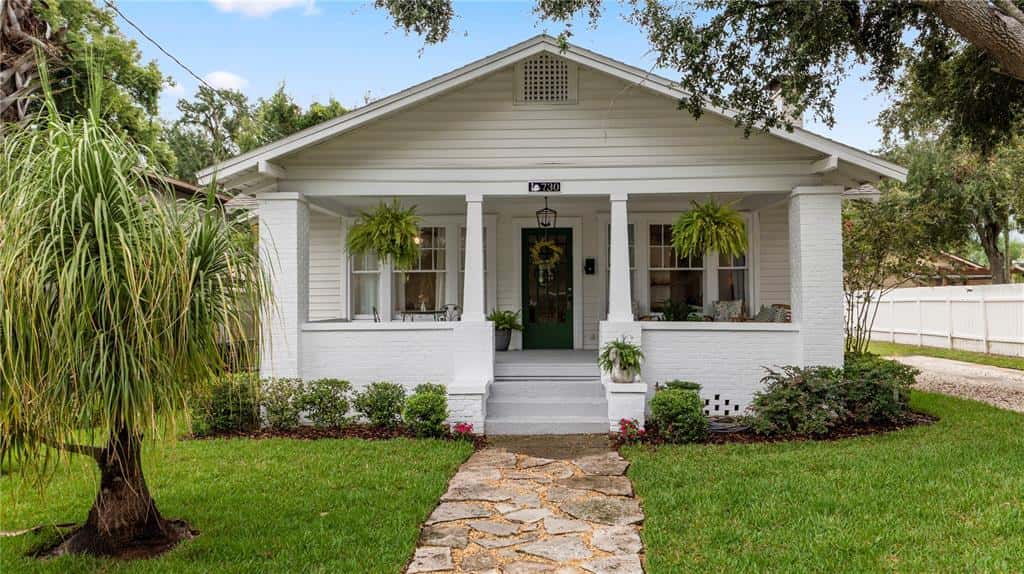 Single Family Residence in LAKELAND