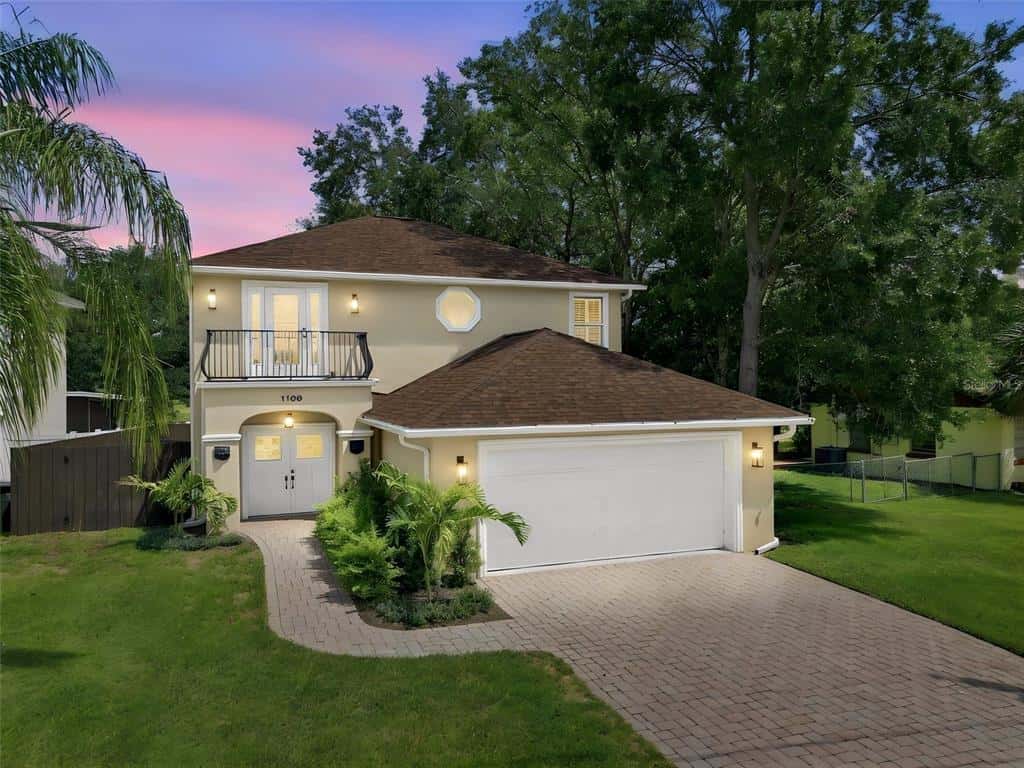 Single Family Residence in TAMPA