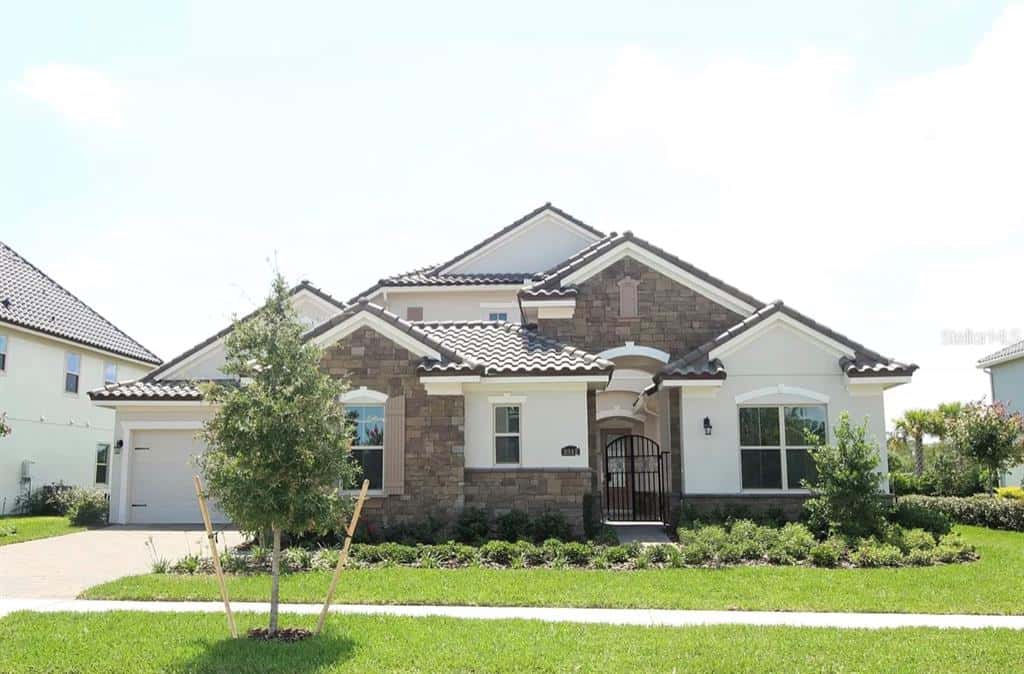 Single Family Residence in ORLANDO