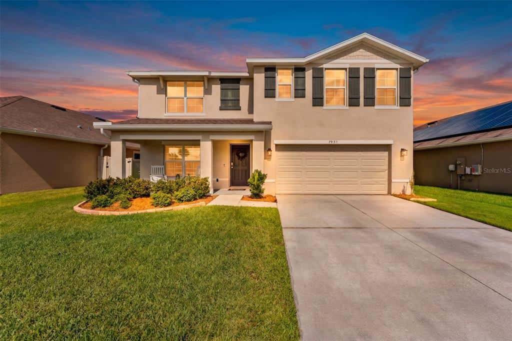 Single Family Residence in ZEPHYRHILLS