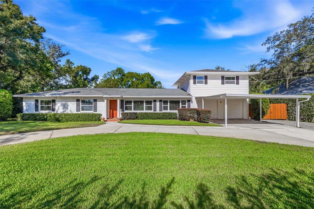Single Family Residence in TAMPA