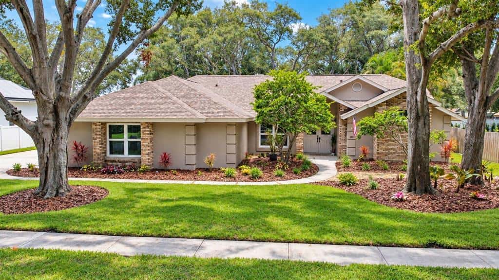 Single Family Residence in SEMINOLE