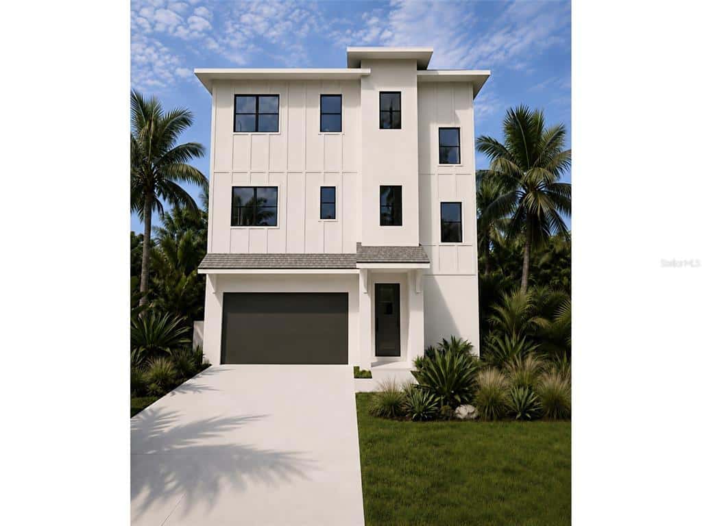 Single Family Residence in GULFPORT