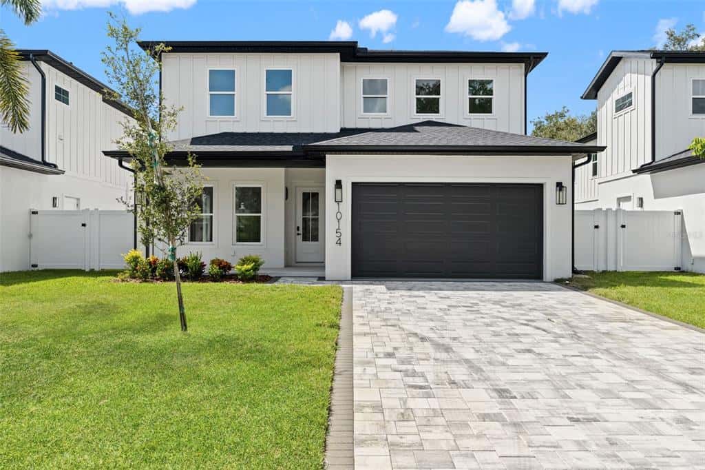 Single Family Residence in SEMINOLE