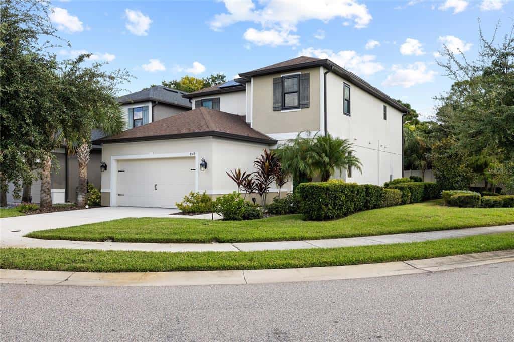 Single Family Residence in SEMINOLE
