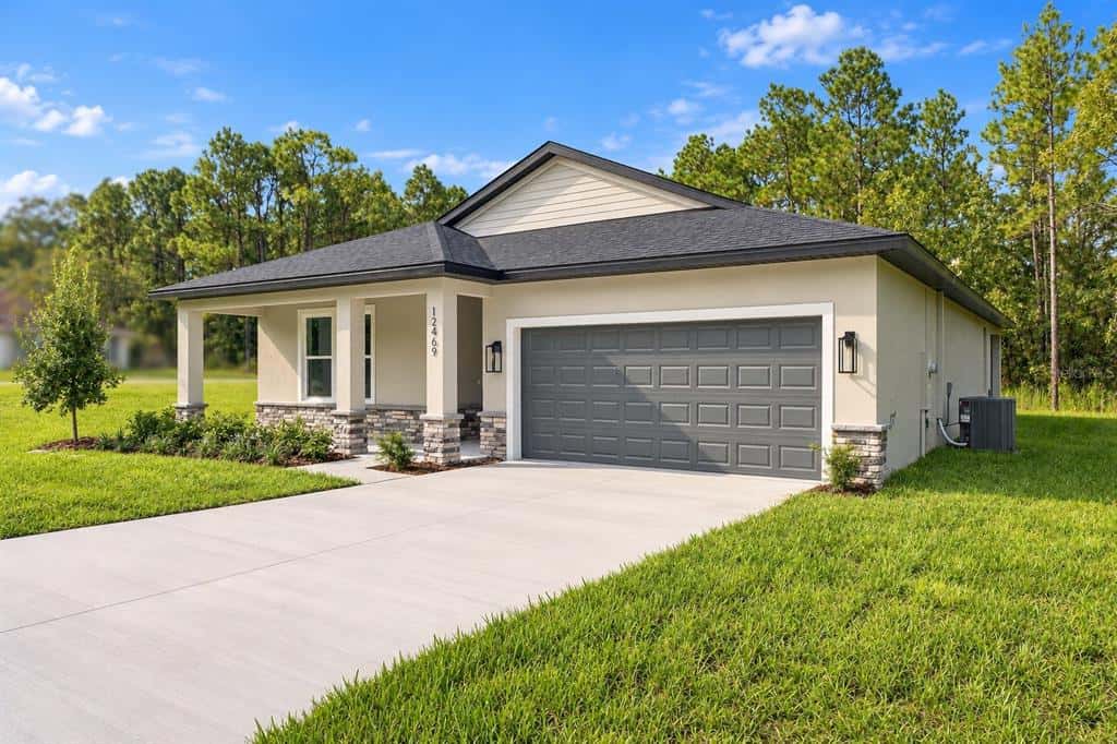 Single Family Residence in WEEKI WACHEE