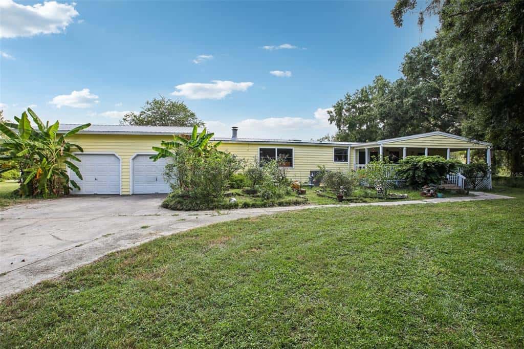 Manufactured Home in PLANT CITY
