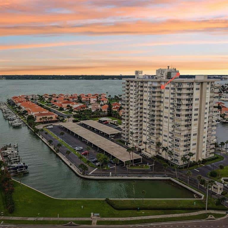 Condominium in CLEARWATER