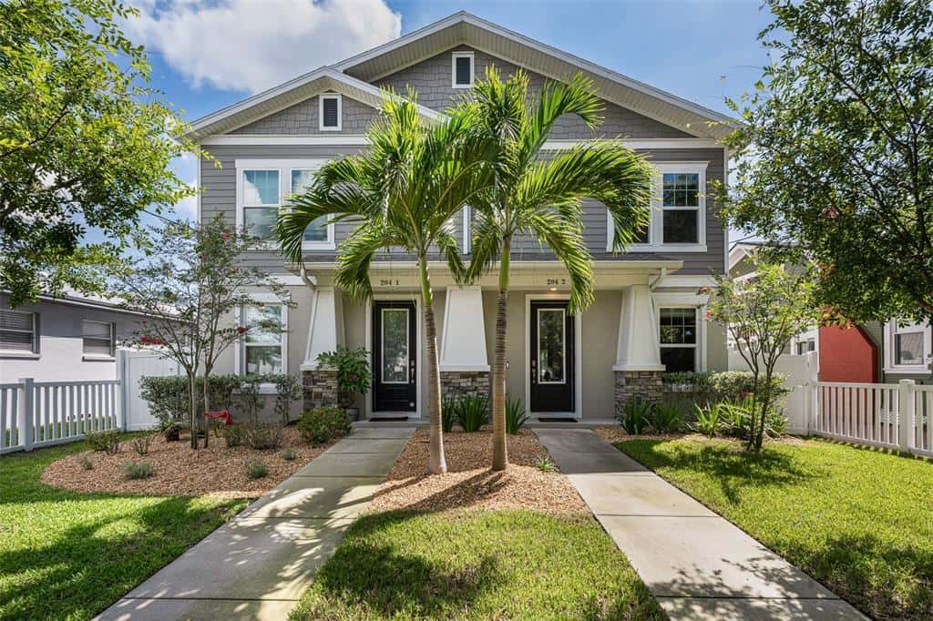 Townhouse in TAMPA