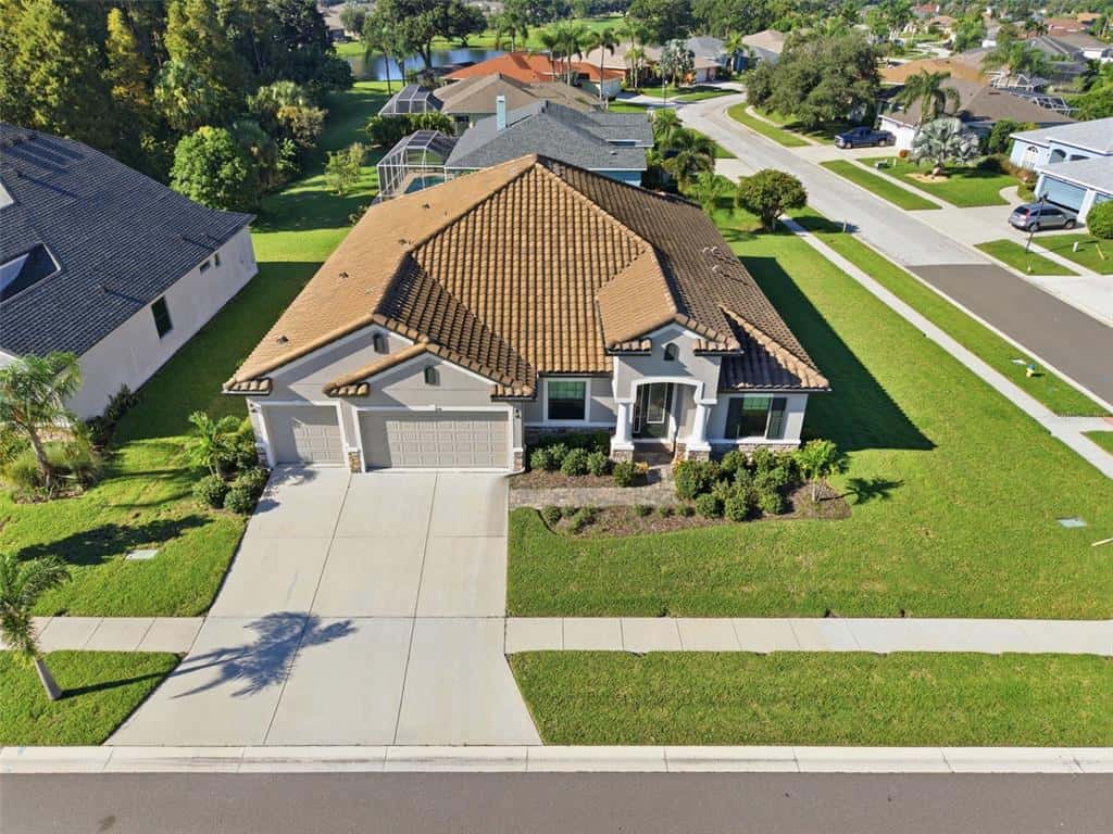 Single Family Residence in RUSKIN