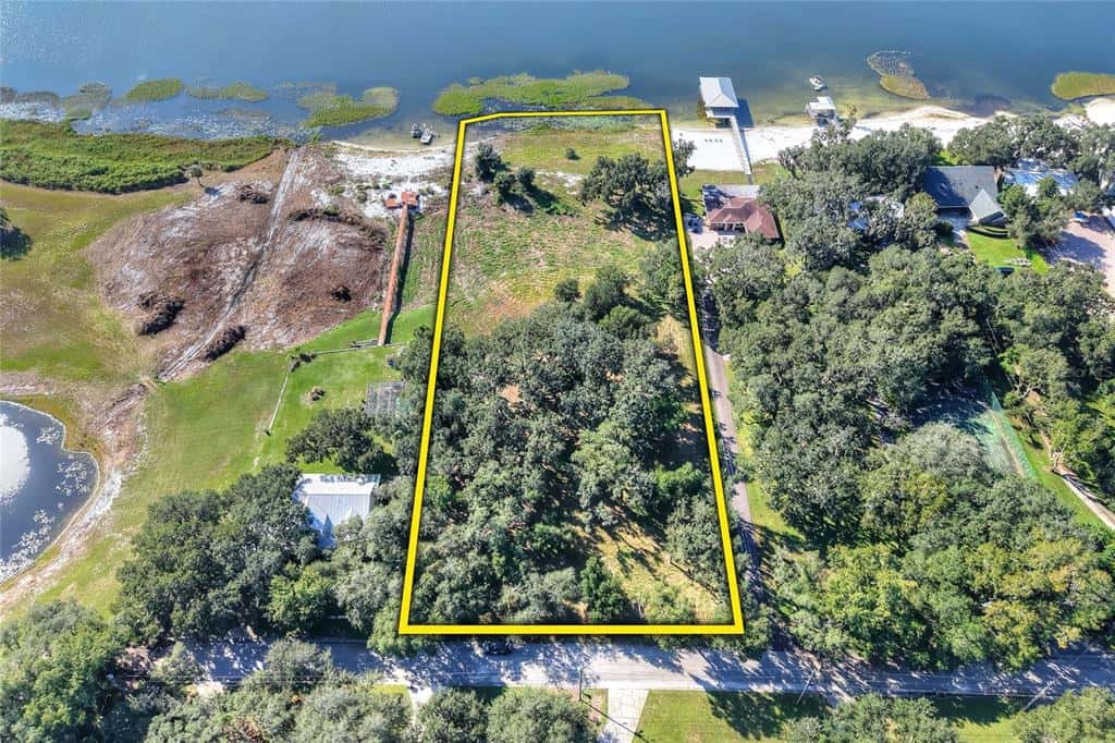 Land in BABSON PARK