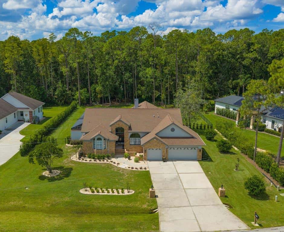 Single Family Residence in NEW PORT RICHEY