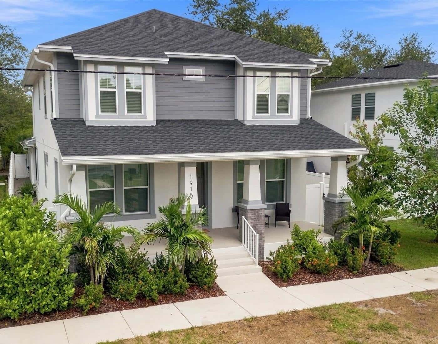 Single Family Residence in TAMPA