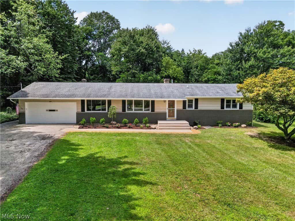 single family in Concord Township