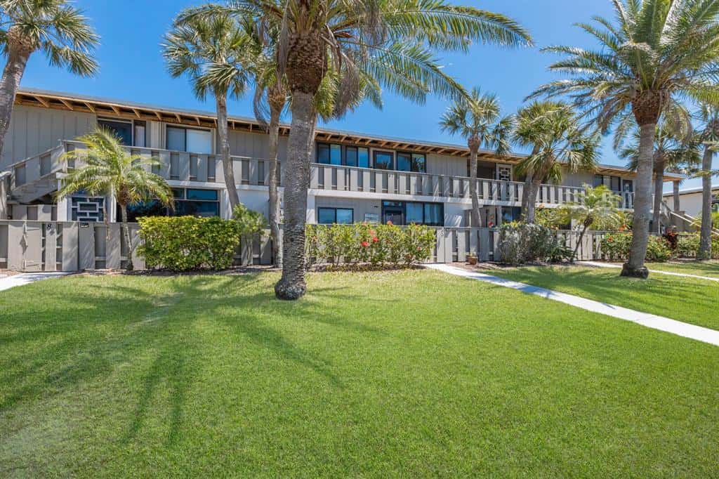 Condominium in HOLMES BEACH