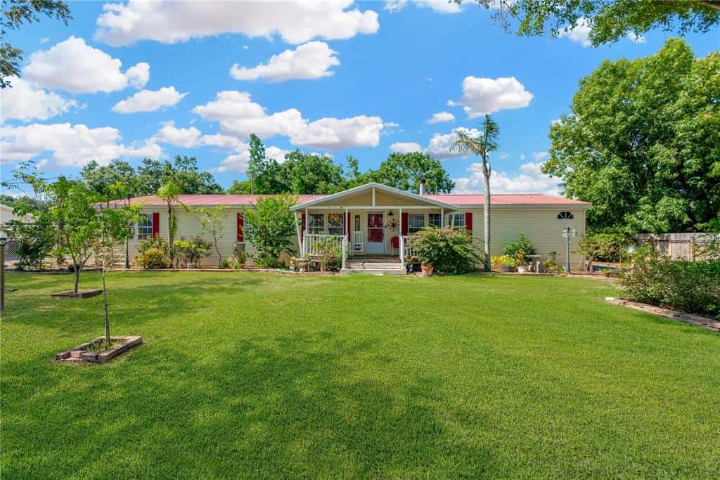 Manufactured Home in PLANT CITY