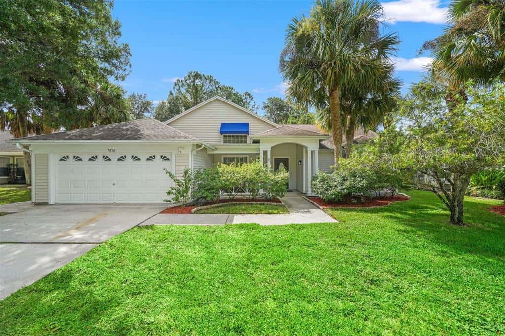Single Family Residence in NEW PORT RICHEY