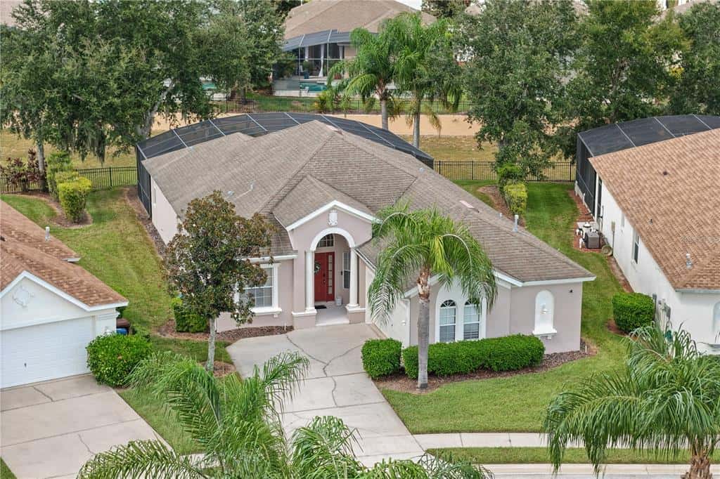 Single Family Residence in HAINES CITY