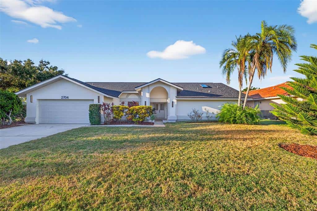 Single Family Residence in CLEARWATER