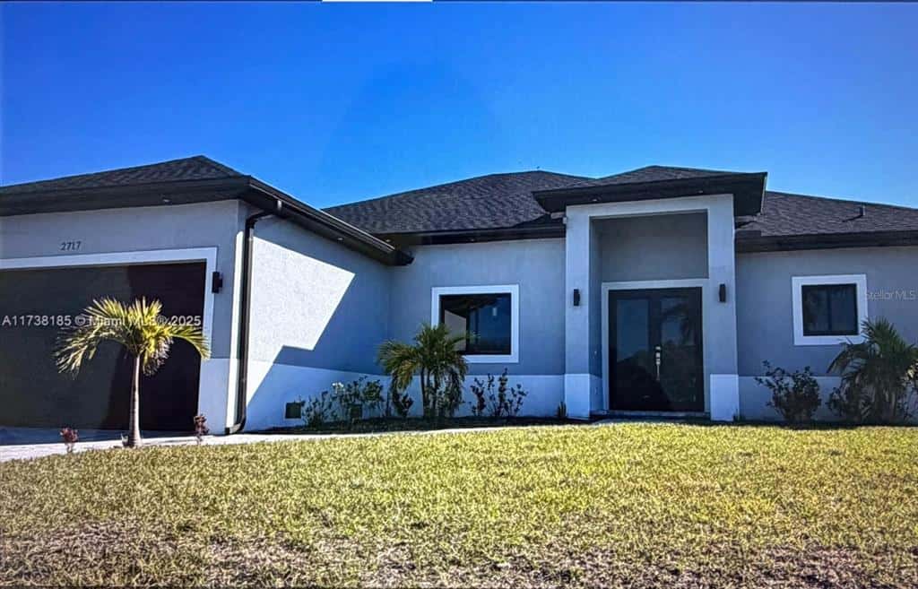 Single Family Residence in CAPE CORAL