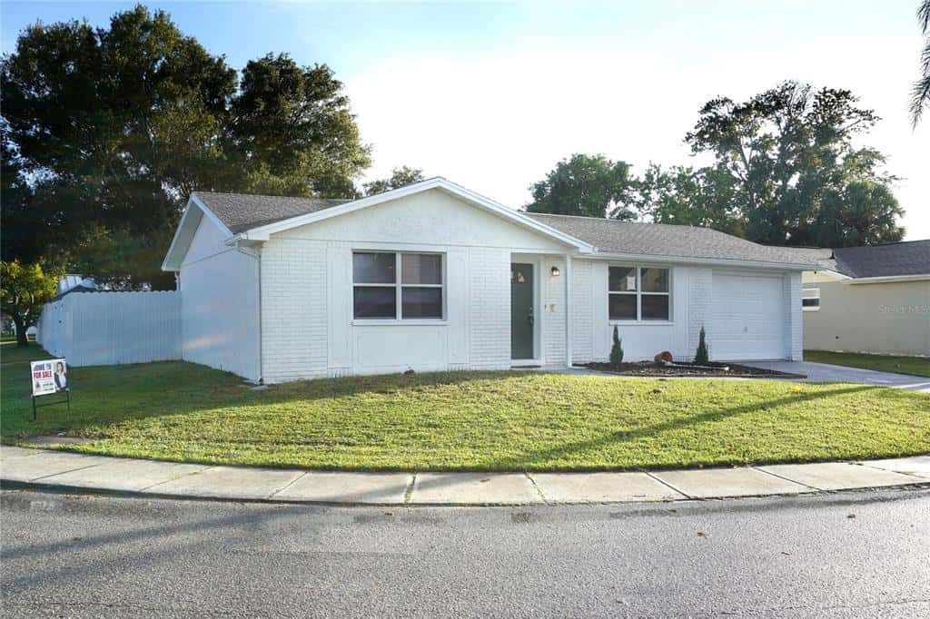 Single Family Residence in PORT RICHEY