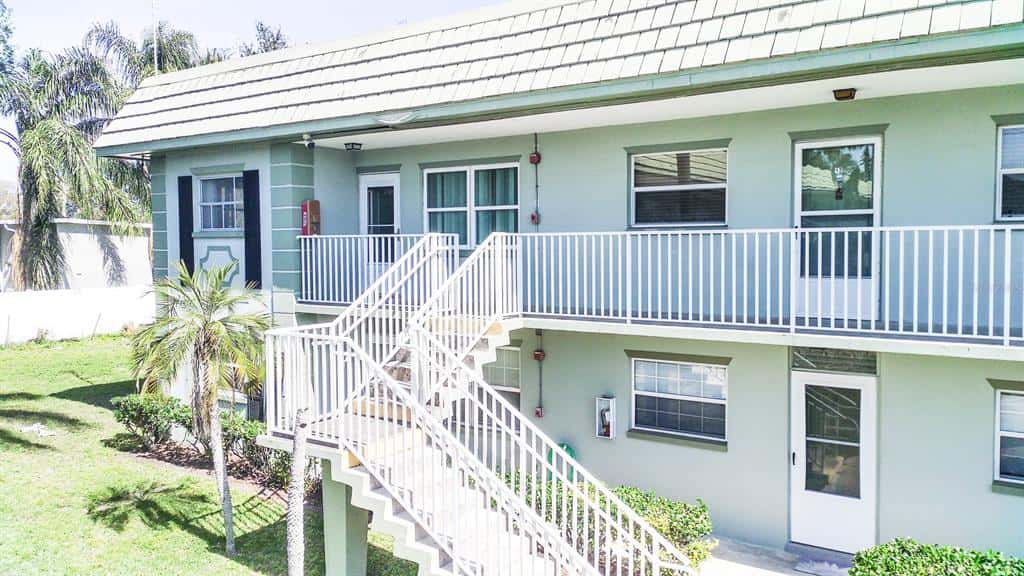 Condominium in CLEARWATER