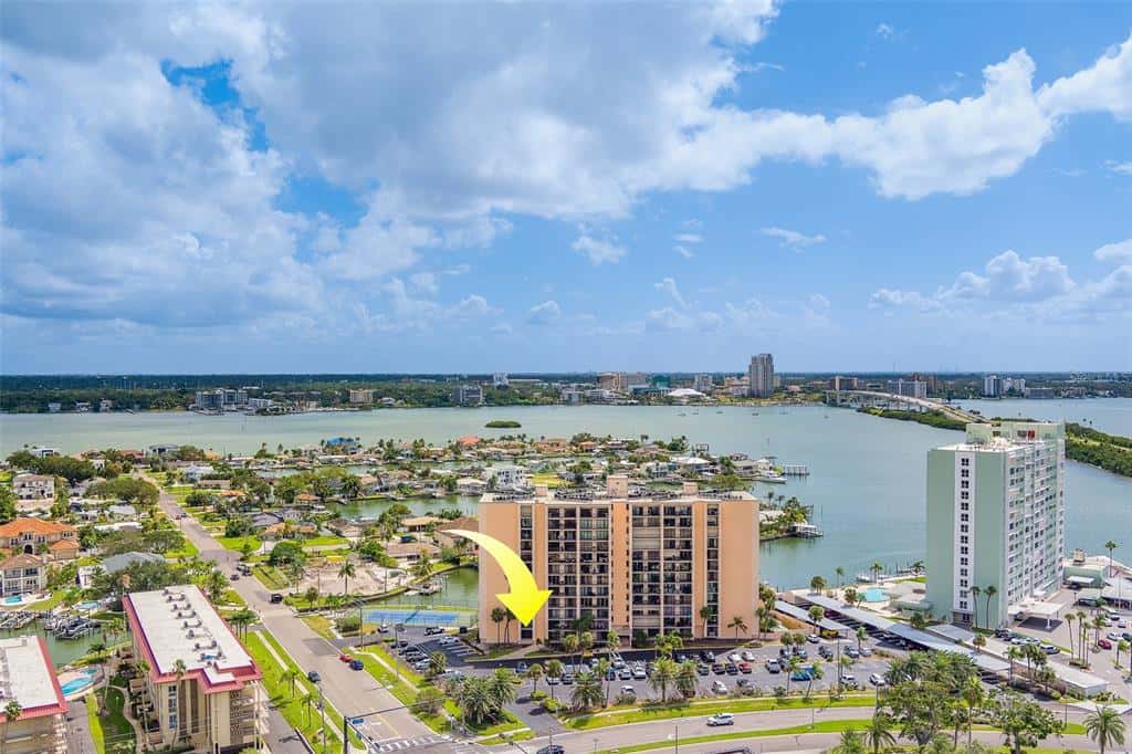 Condominium in CLEARWATER BEACH