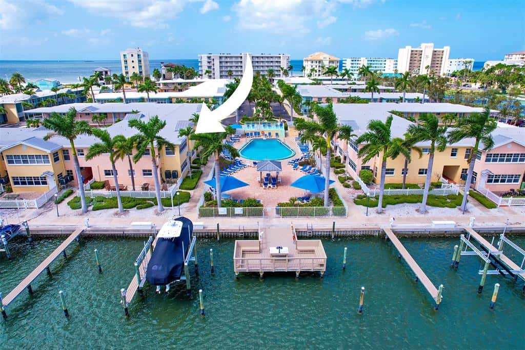 Condominium in INDIAN SHORES