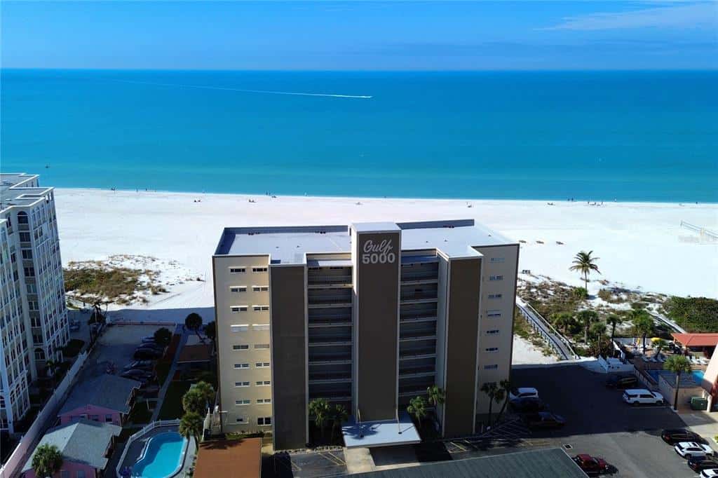 Condominium in ST PETE BEACH