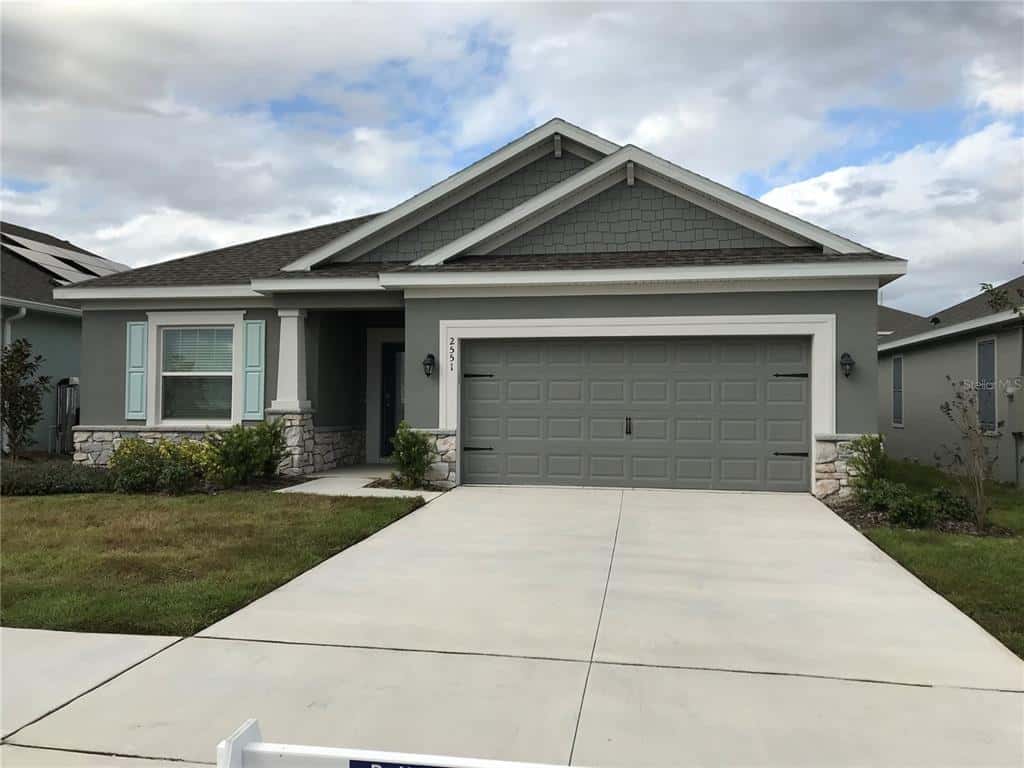 Single Family Residence in LAKE ALFRED