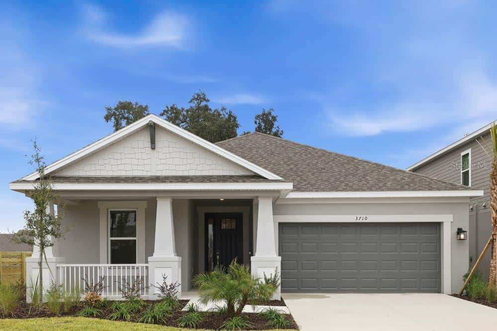 Single Family Residence in PLANT CITY