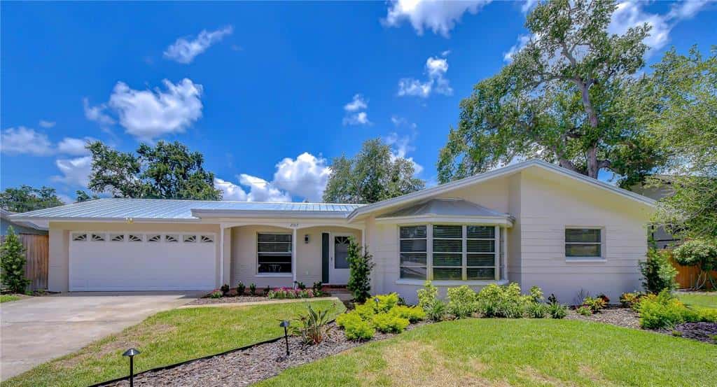 Single Family Residence in CLEARWATER