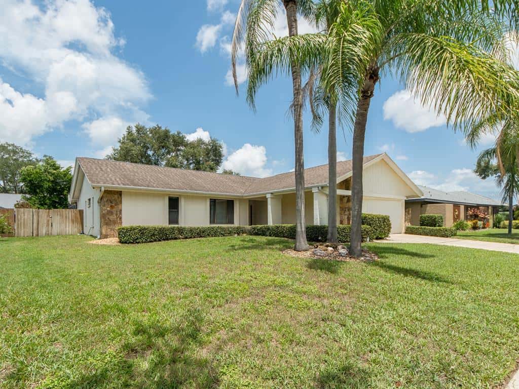 Single Family Residence in CLEARWATER
