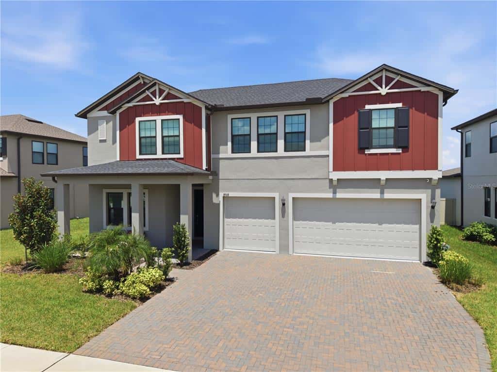 Single Family Residence in LAND O LAKES