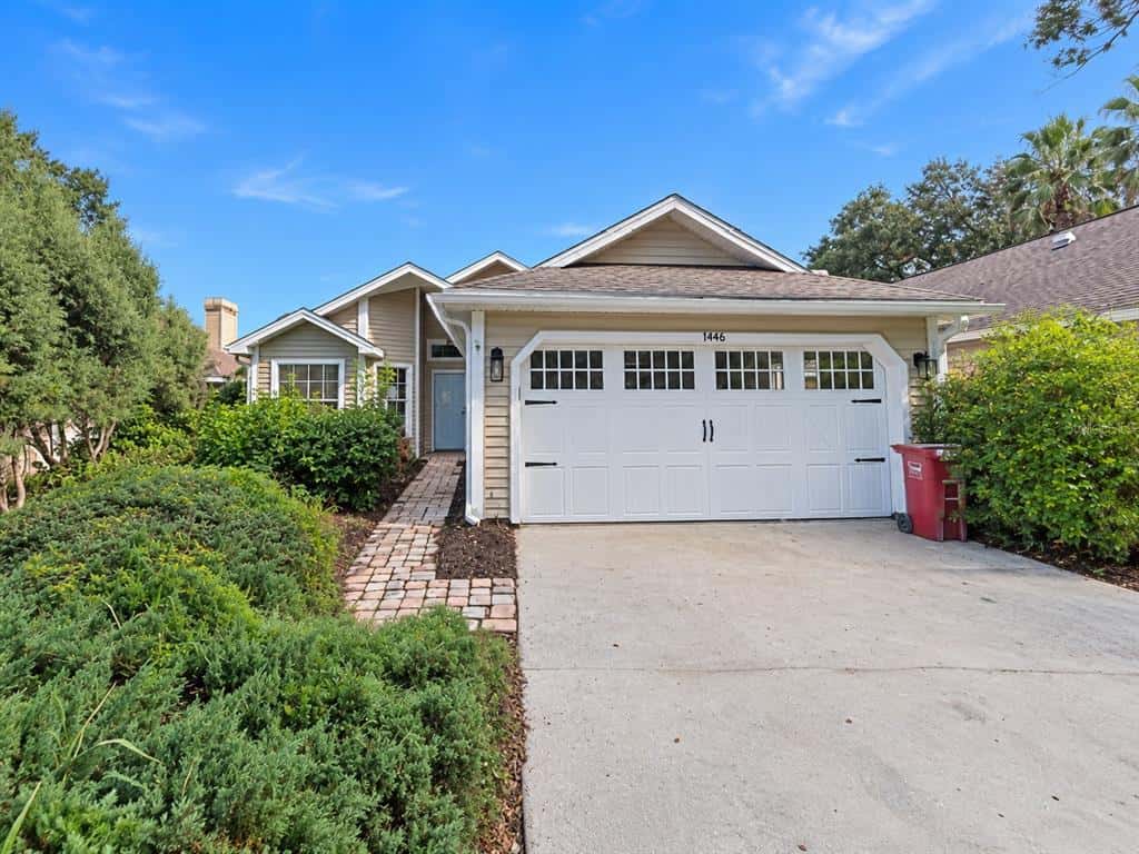 Single Family Residence in PLANT CITY